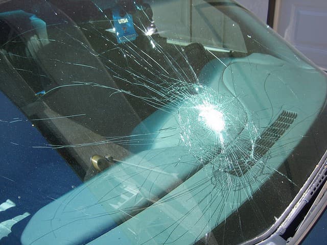 A smashed windsheild