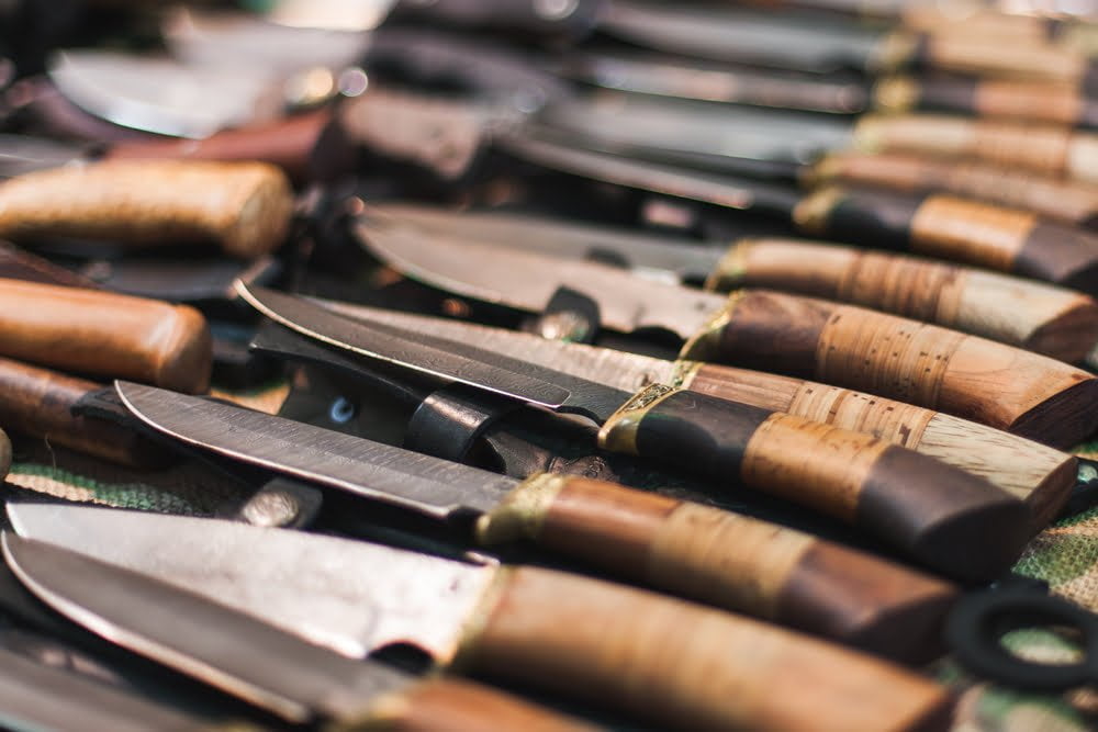 California Knife Laws: 21310 (PC) 1 san diego, California knife laws