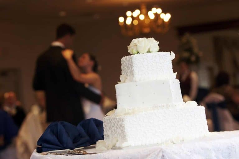 laws about wedding crashing